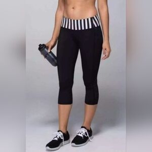 Lululemon Water Bound Crop Legging. Size 4